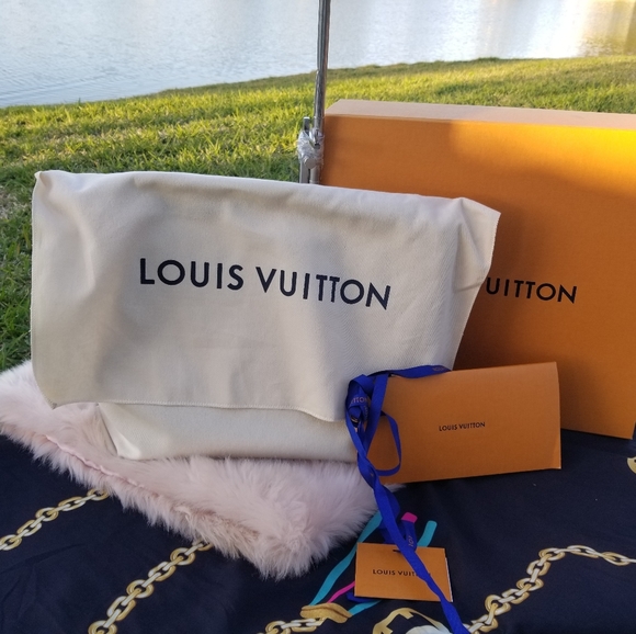 (LV SOLD) Beautiful Graceful PM BRAND NEW - Picture 9 of 16